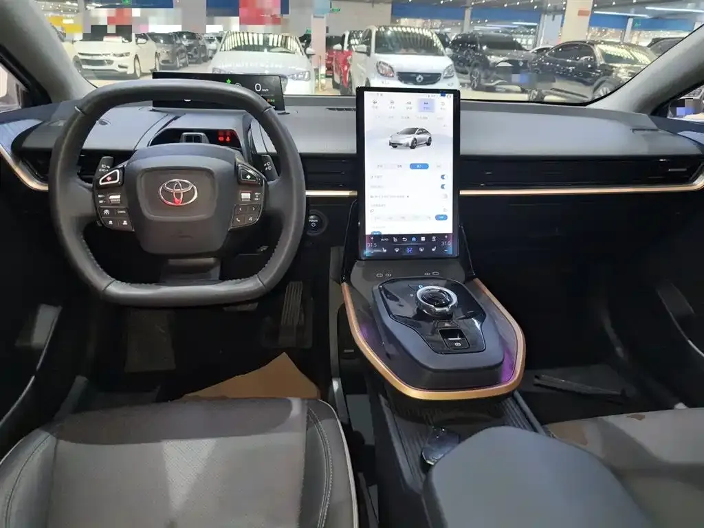 Toyota bZ3 2023 из CN, фото 2