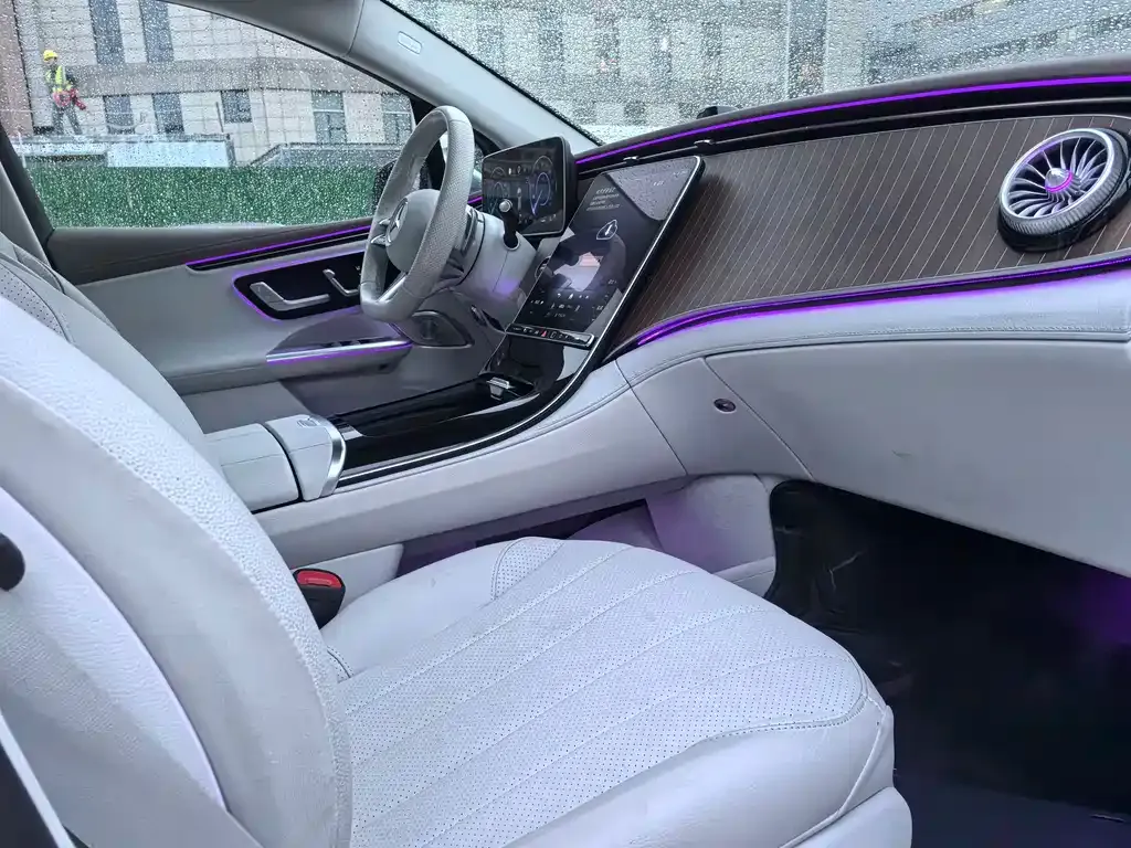 Mercedes-Benz EQE SUV 2023 из CN, фото 8