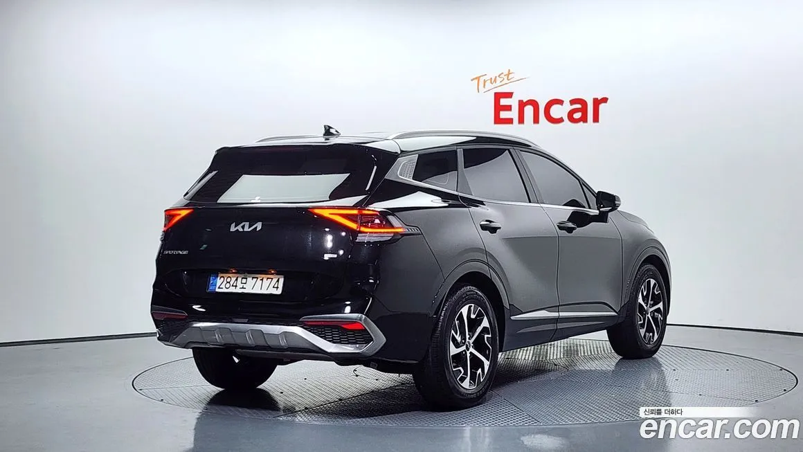 Kia Sportage — фото 8