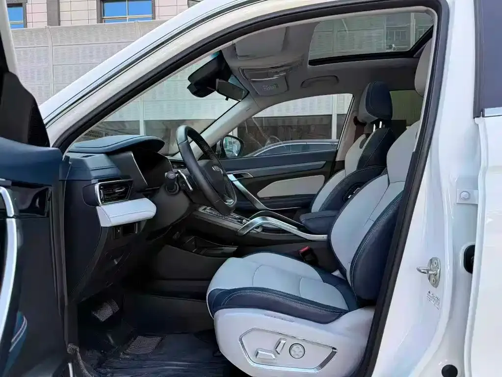 Geely Boyue 2023 из CN, фото 4