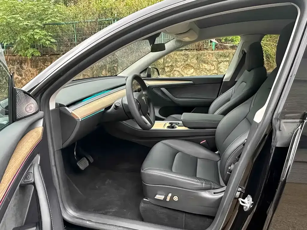 Tesla Model Y 2022 из CN, фото 5