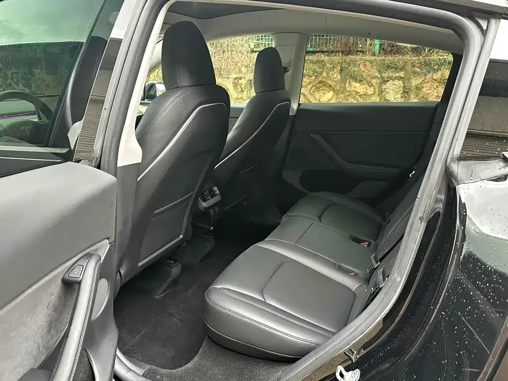 Tesla Model Y 2022 из CN, фото 4