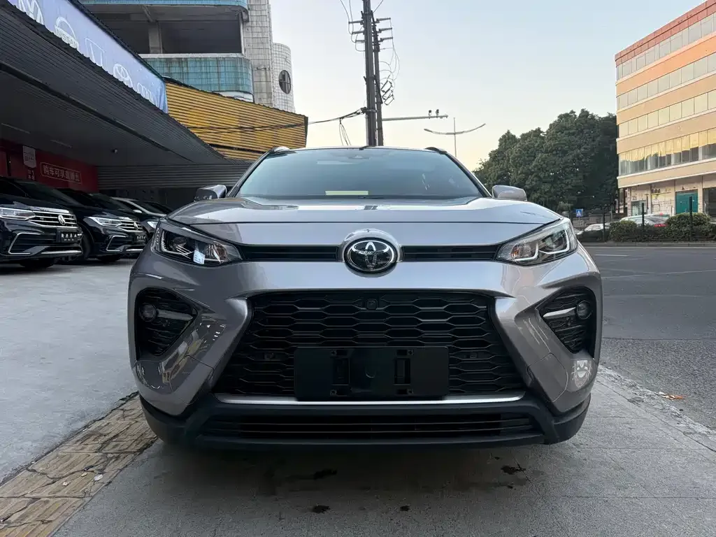 Toyota Wildlander — фото 2