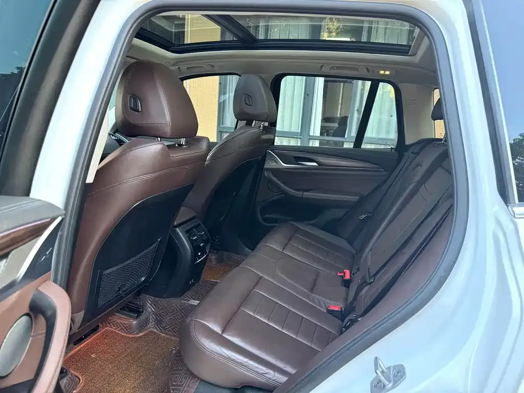 BMW X3 2021 из CN, фото 3