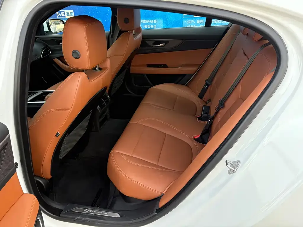 Jaguar XEL 2023 из CN, фото 7