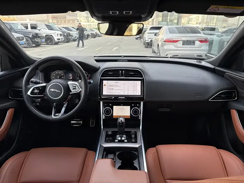 Jaguar XEL 2023 из CN, фото 8
