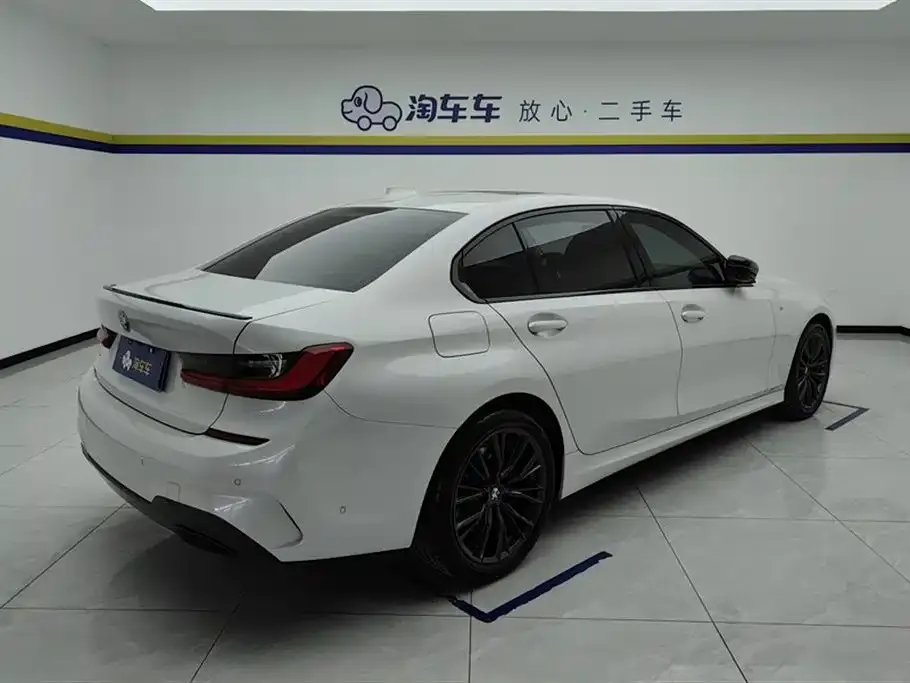 BMW 3 Series 2021 из CN, фото 7