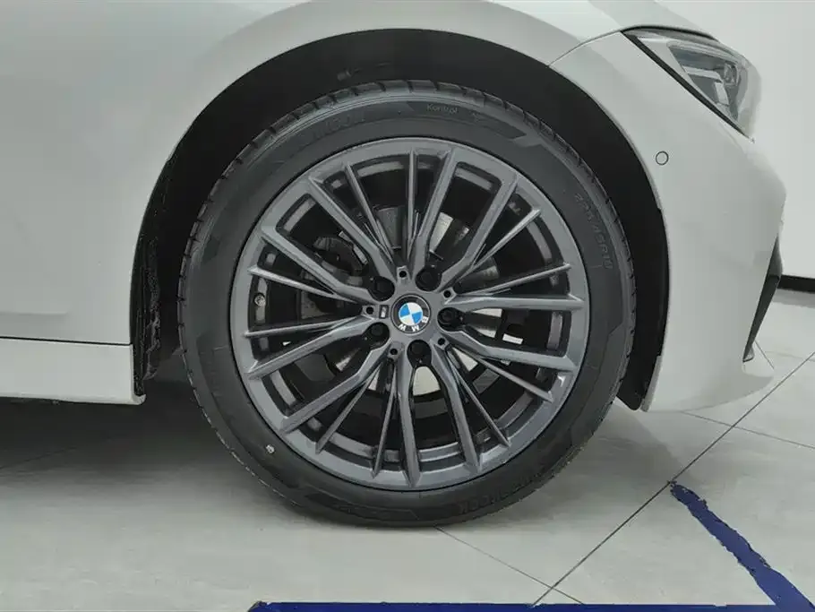 BMW 3 Series 2021 из CN, фото 4