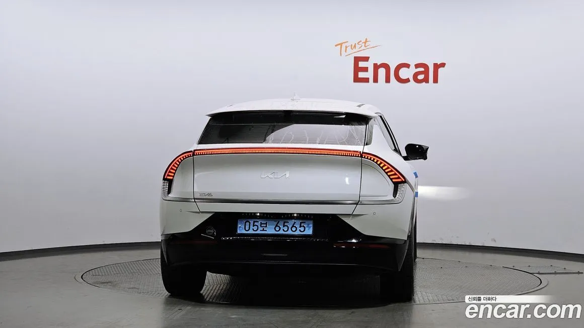 Kia EV6 — фото 4