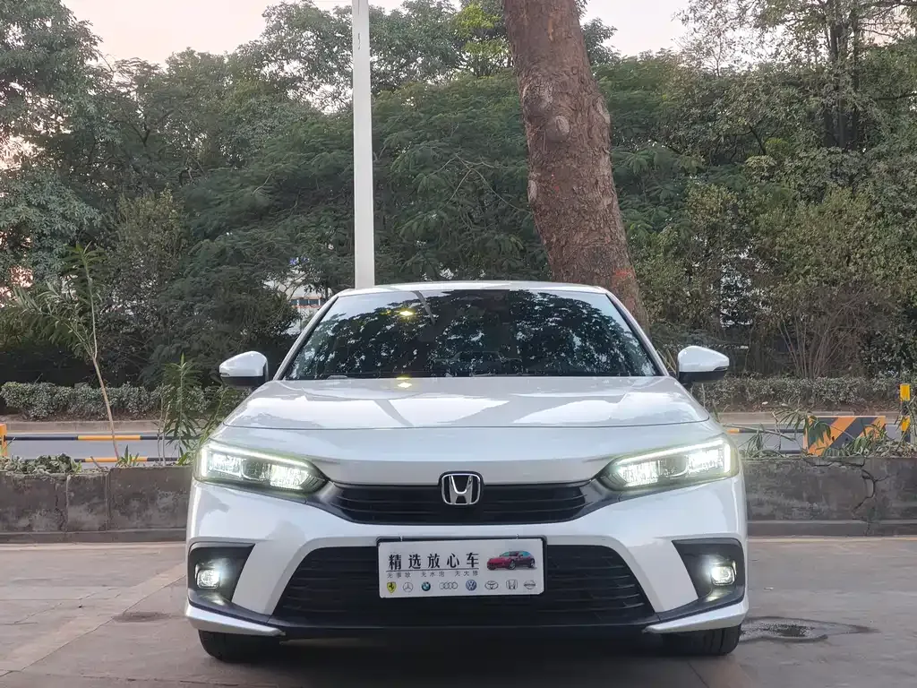 Honda Civic — фото 9