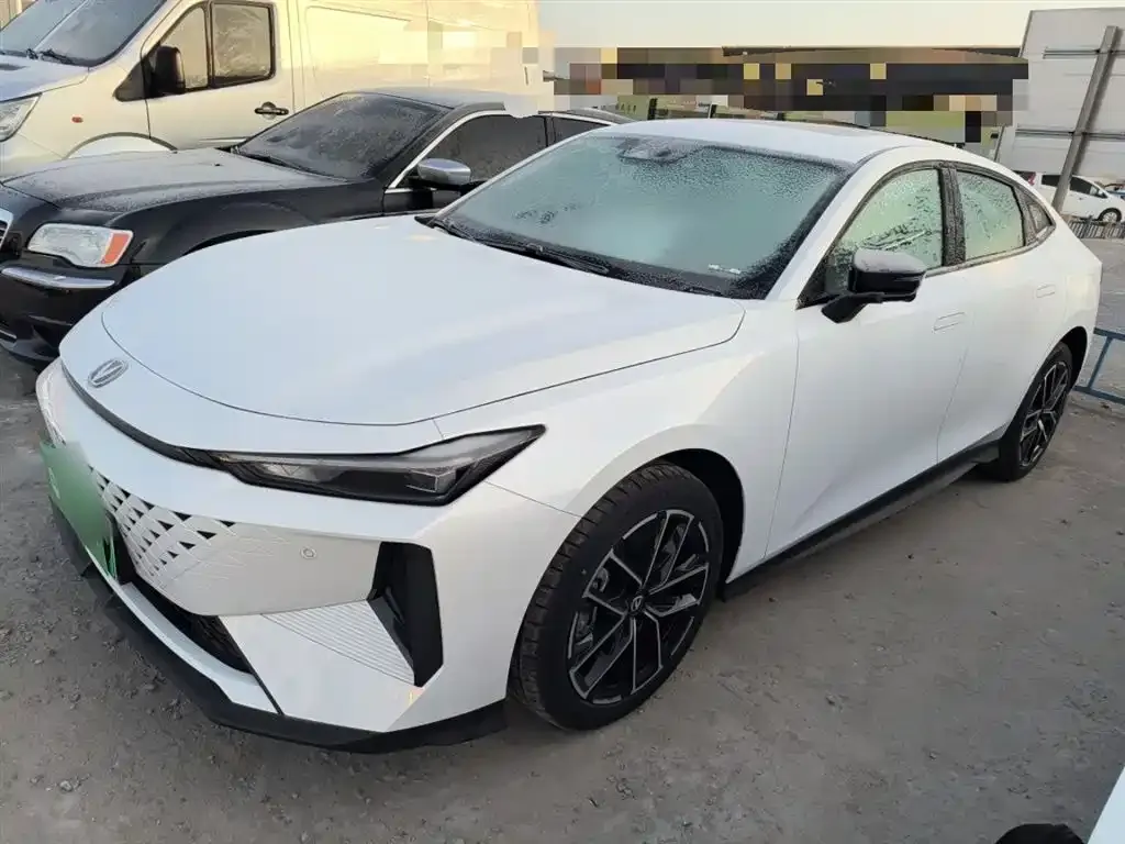 Changan UNI-V iDD 2025 из CN, фото 9
