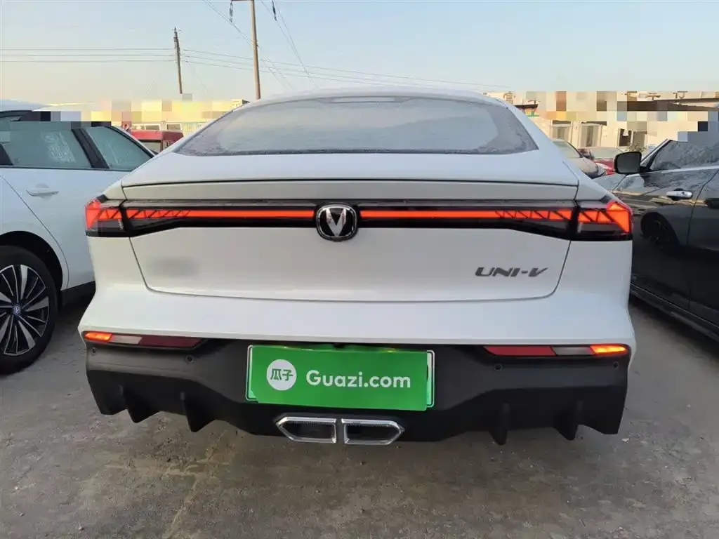 Changan UNI-V iDD 2025 из CN, фото 2