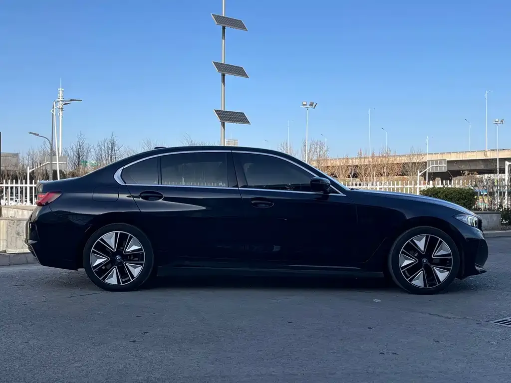 BMW i3 2023 из CN, фото 3