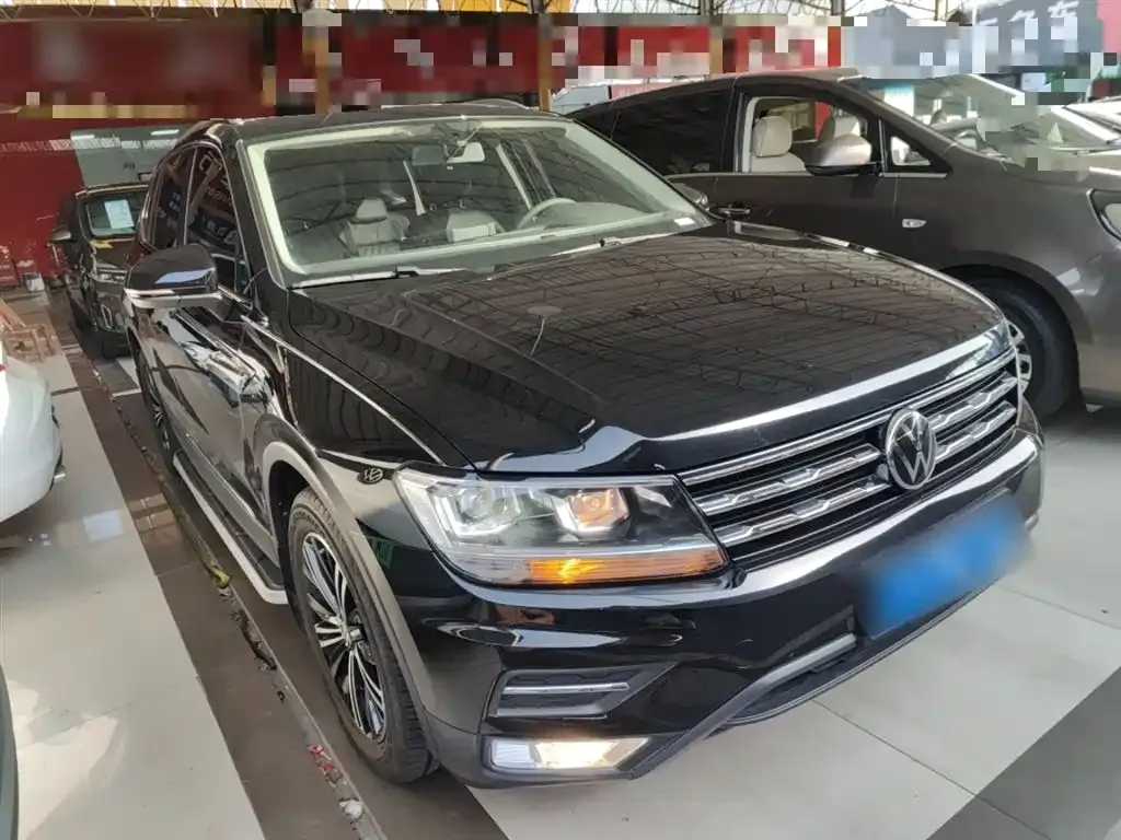 Volkswagen Tiguan L 2021 из CN, фото 9