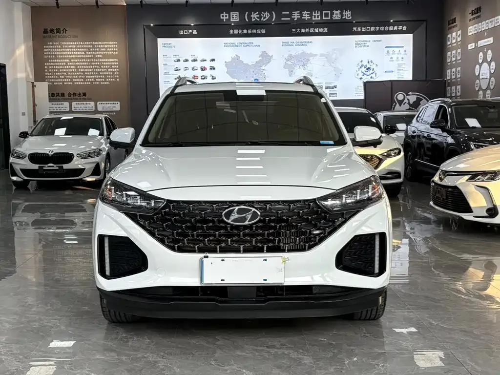 Hyundai ix35 2022 из CN, фото 4
