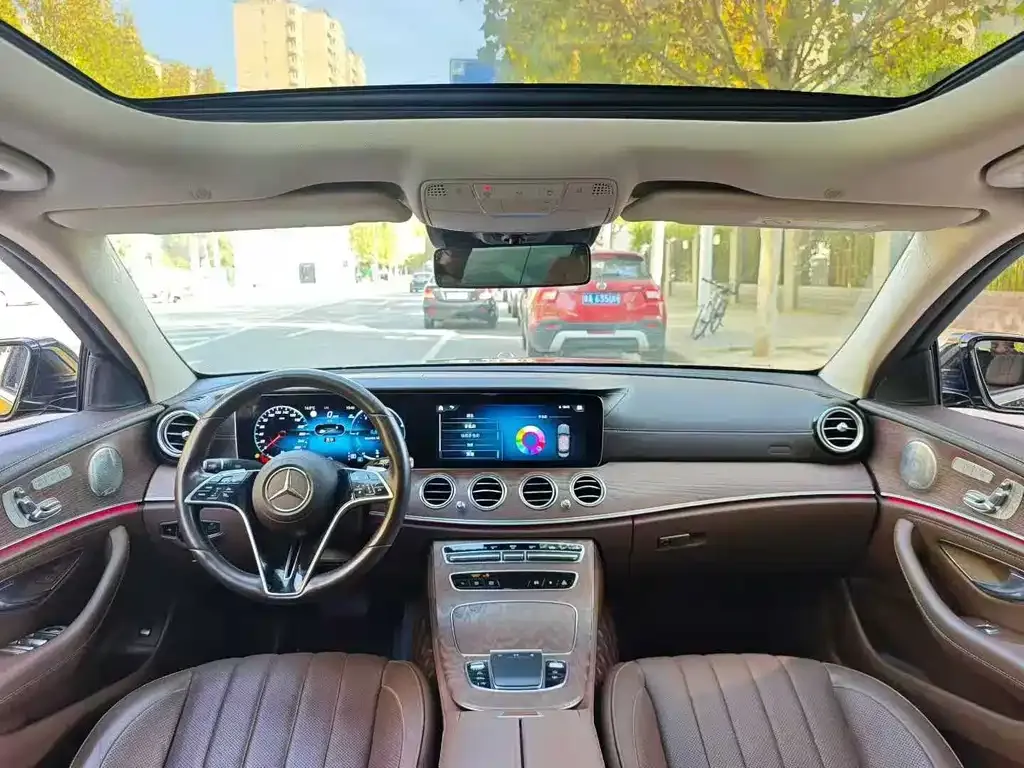 Mercedes-Benz E-Class 2022 из CN, фото 2