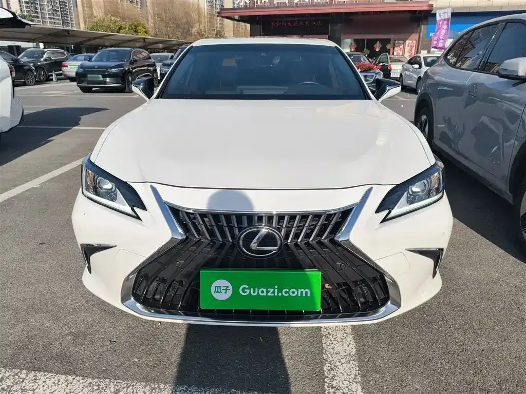 Lexus ES 2023 из CN, фото 8