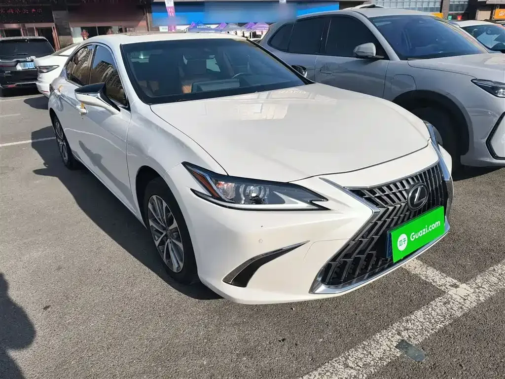 Lexus ES 2023 из CN, фото 9