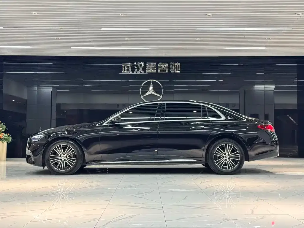 Mercedes-Benz E-Class 2025 из CN, фото 7
