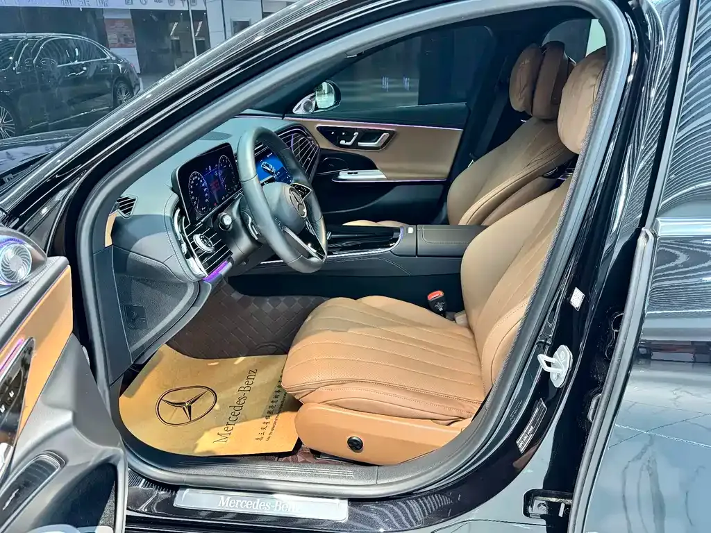Mercedes-Benz E-Class 2025 из CN, фото 9