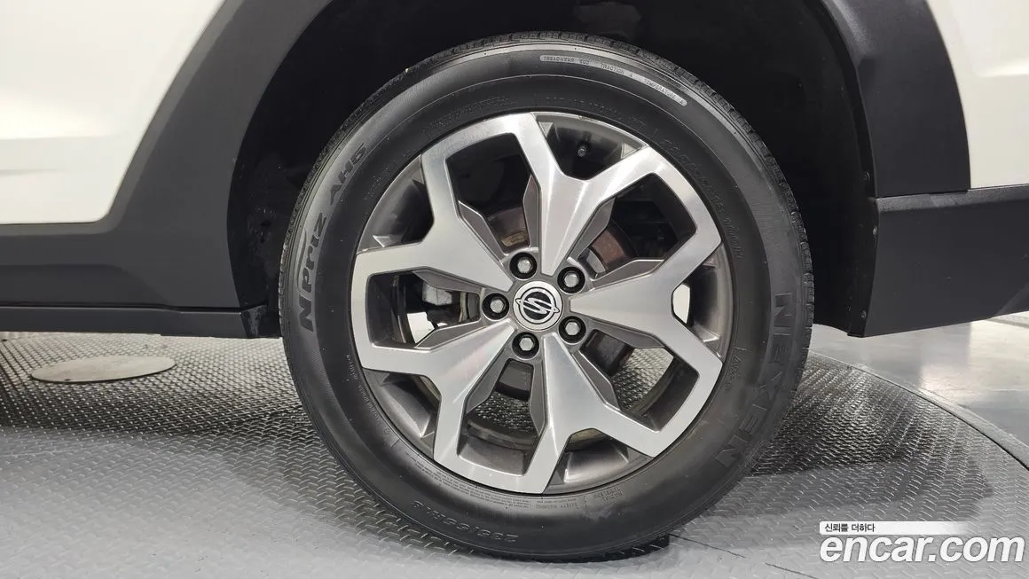 KG Mobility (Ssangyong) Torres 2023 из KR, фото 3