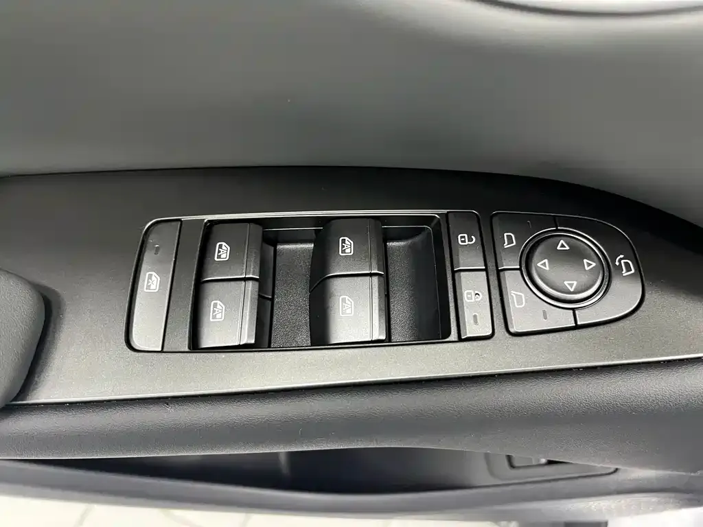 BYD Qin L 2025 из CN, фото 4