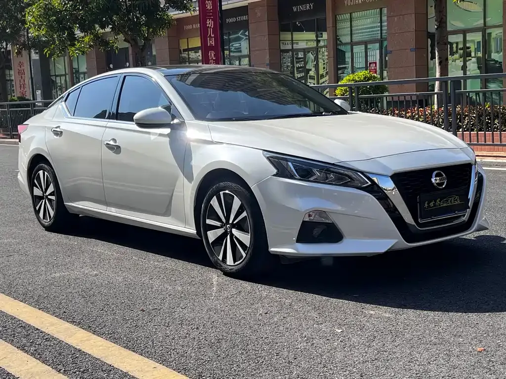 Nissan Teana — фото 3