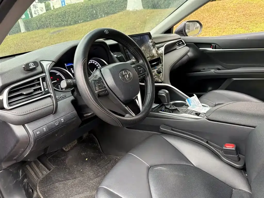 Toyota Camry 2024 из CN, фото 2
