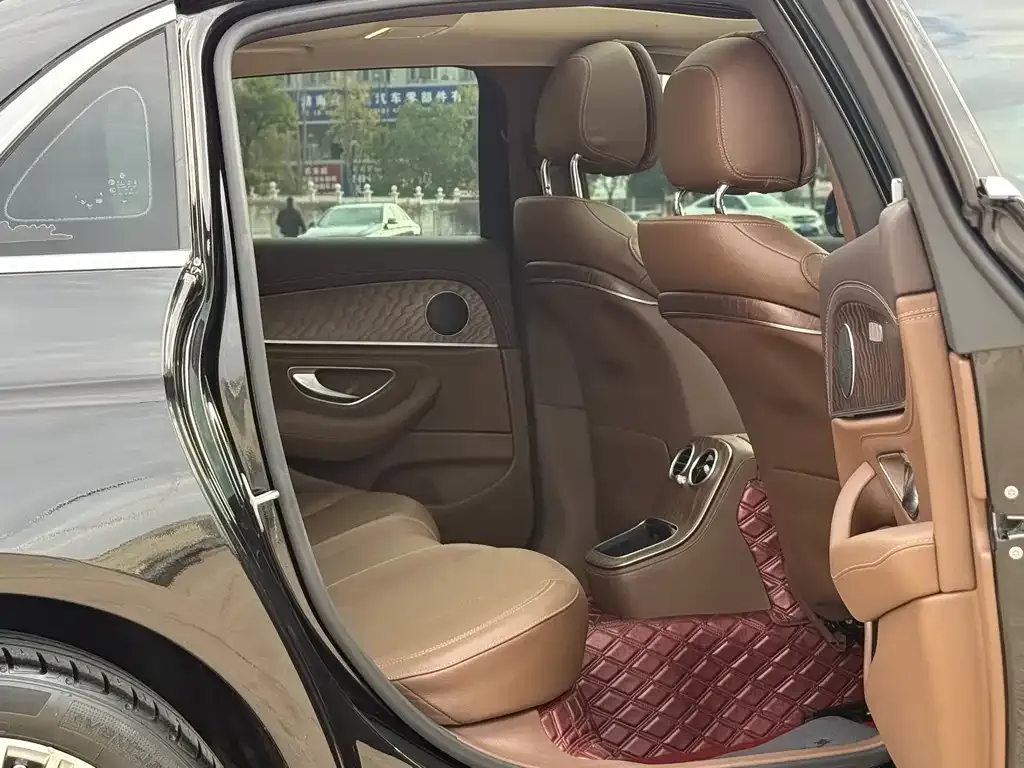Mercedes-Benz E-Class 2021 из CN, фото 5