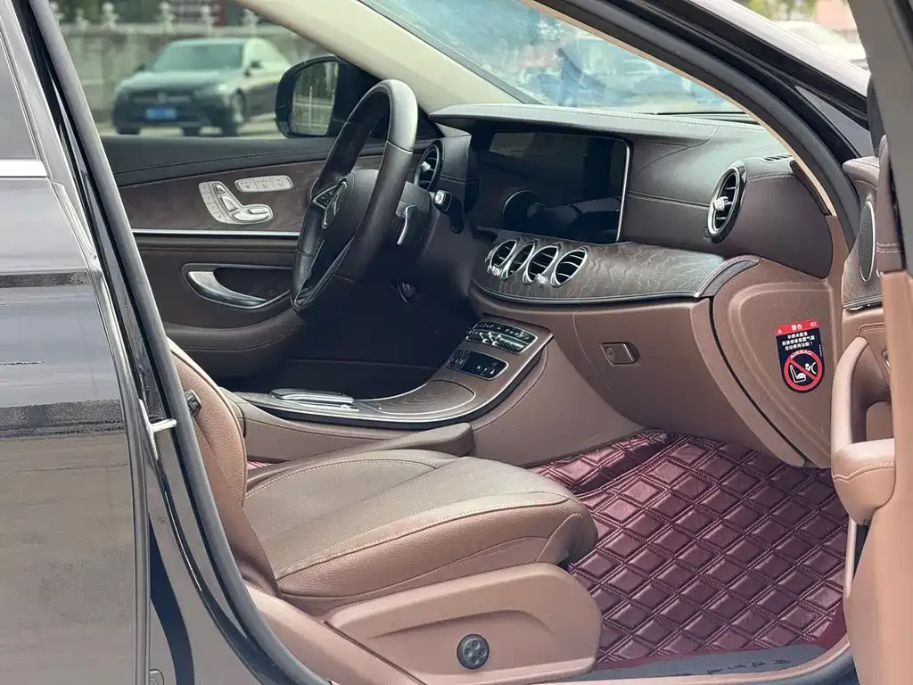 Mercedes-Benz E-Class 2021 из CN, фото 4