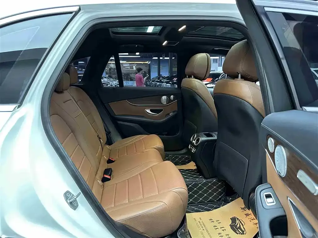Mercedes-Benz GLC 2021 из CN, фото 4