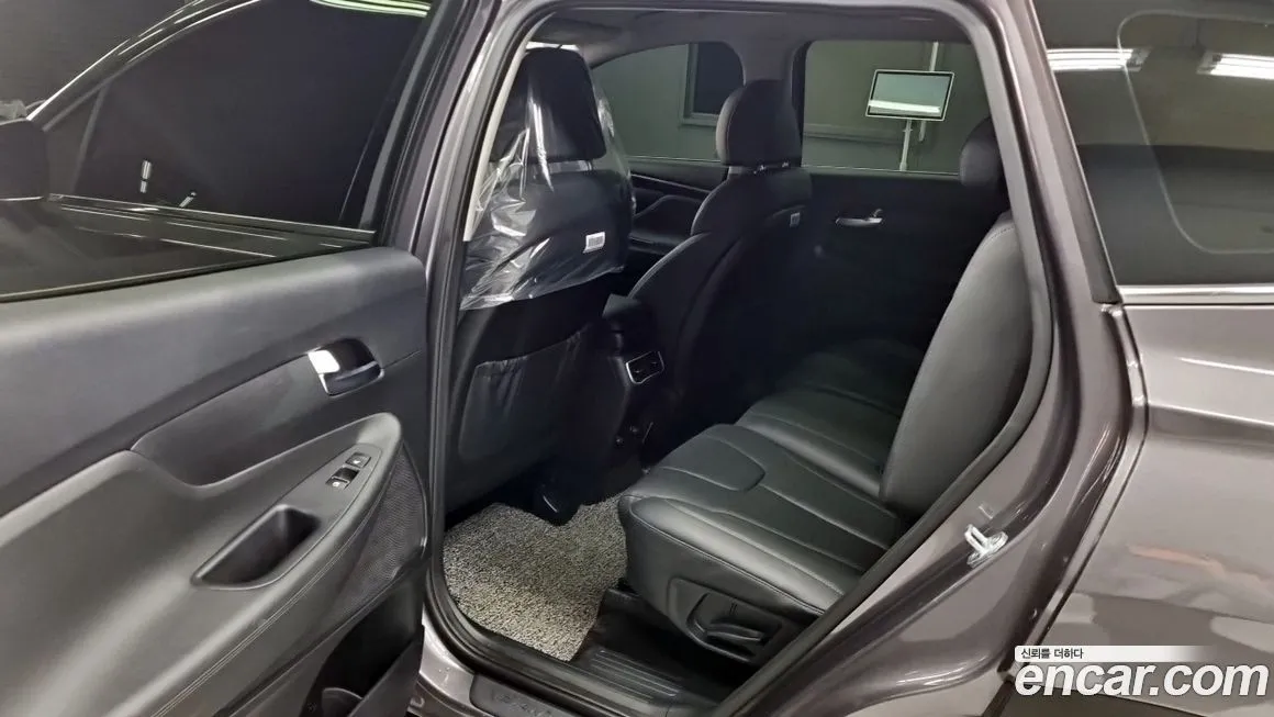 Hyundai Santafe 2023 из KR, фото 2