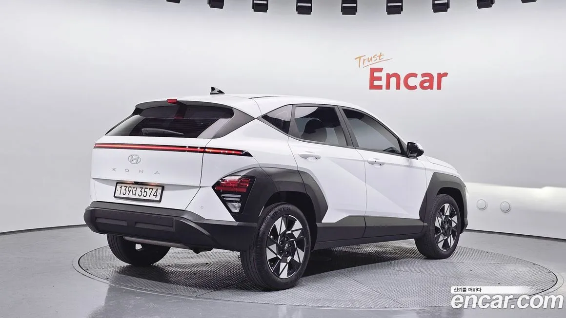 Hyundai Kona — фото 2