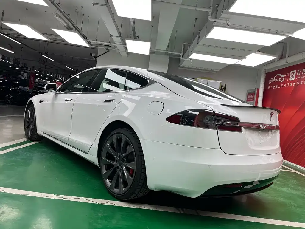 Tesla Model S 2021 из CN, фото 3