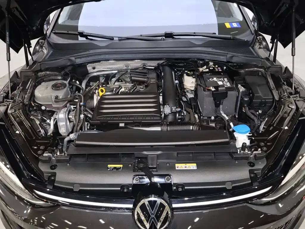 Volkswagen Lamando 2023 из CN, фото 8