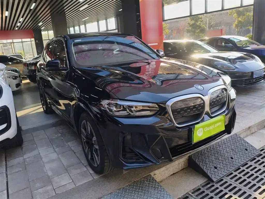 BMW iX3 2024 из CN, фото 5