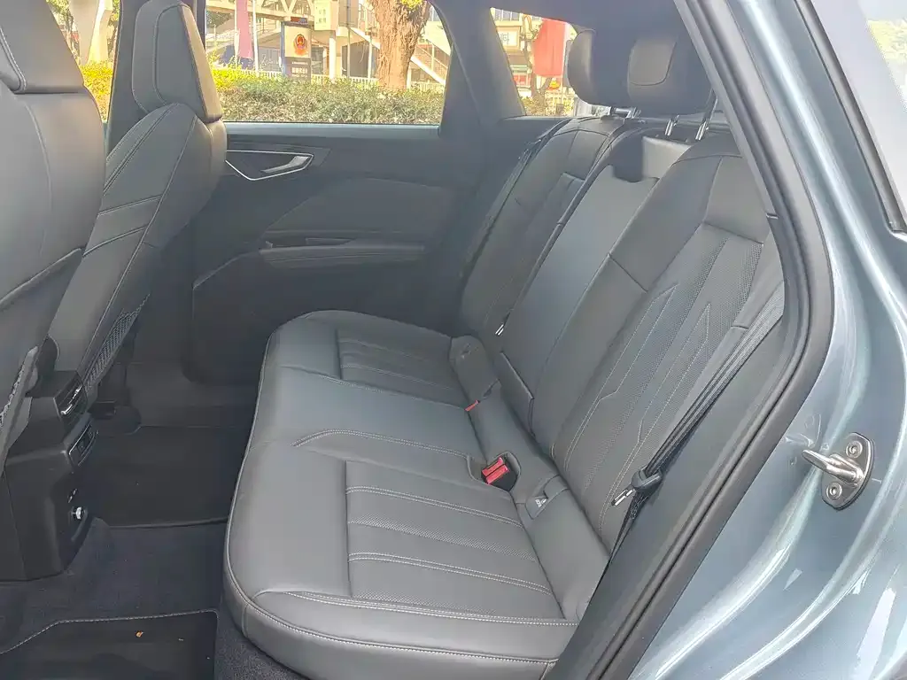 Audi Q4 e-tron 2024 из CN, фото 5