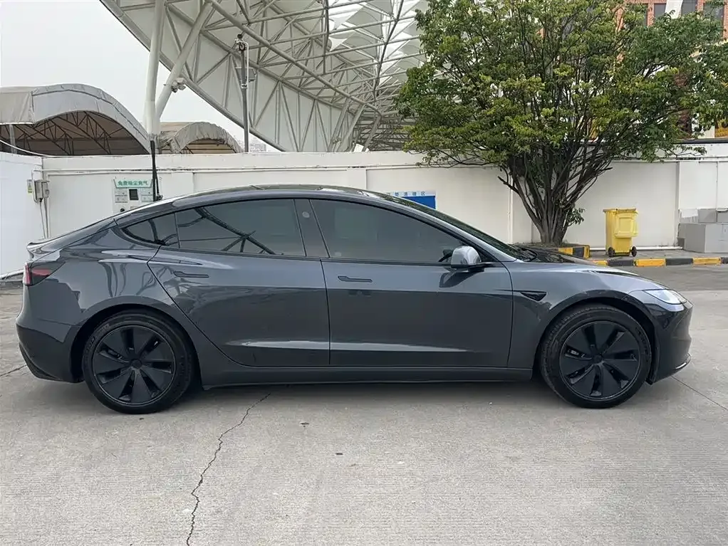 Tesla Model 3 2024 из CN, фото 10