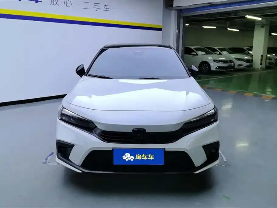 Honda Civic 2024 из CN, фото 2