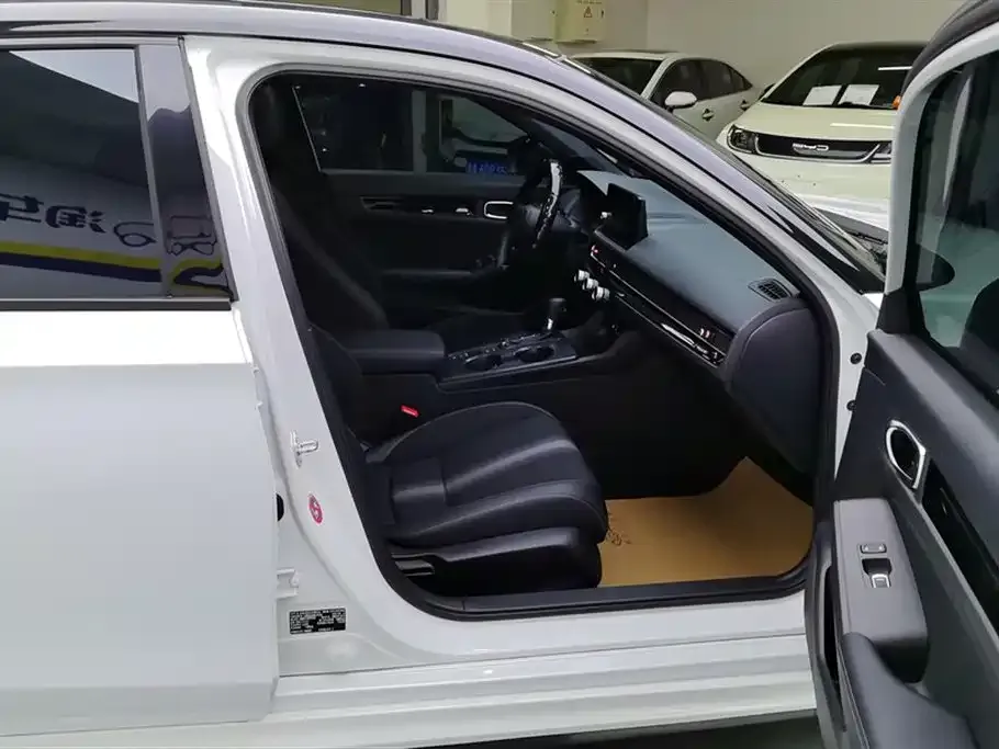 Honda Civic 2024 из CN, фото 8