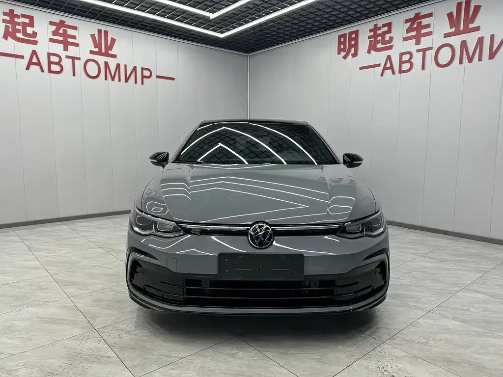 Volkswagen Golf 2023 из CN, фото 5