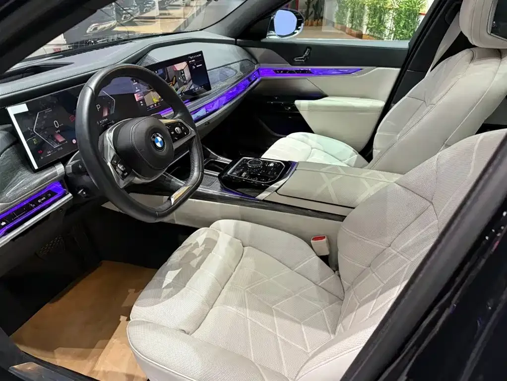 BMW 7 Series 2024 из CN, фото 5