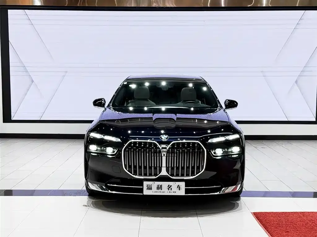 BMW 7 Series 2024 из CN, фото 4