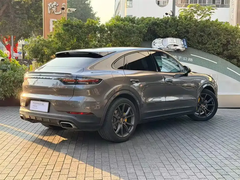 Porsche Cayenne Hybrid 2021 из CN, фото 10