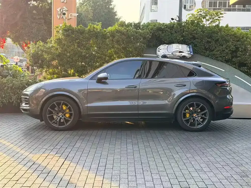 Porsche Cayenne Hybrid 2021 из CN, фото 4