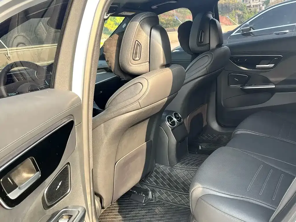 Mercedes-Benz C-Class 2023 из CN, фото 8