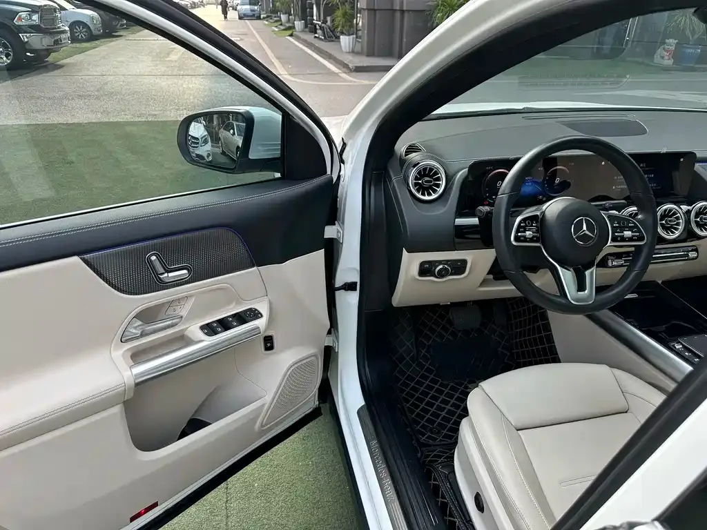Mercedes-Benz EQA 2022 из CN, фото 7