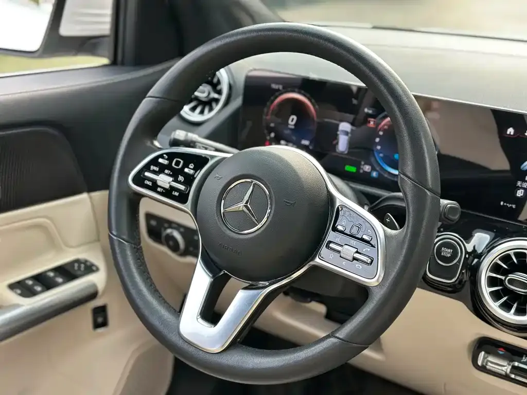 Mercedes-Benz EQA 2022 из CN, фото 4
