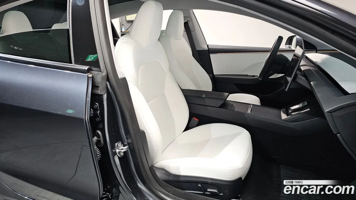 Tesla Model 3 2025 из KR, фото 7