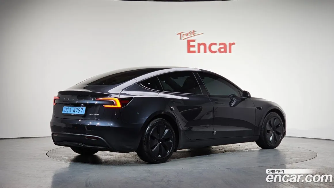 Tesla Model 3 2025 из KR, фото 2